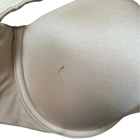 Victoria's Secret Nude Strapless Underwire Push Up Bra Padded Size 36C - Picture 4 of 4